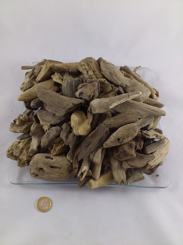 Driftwood 1 kg. natural